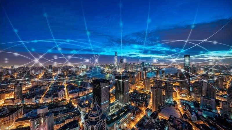 机房吊顶与普通吊顶：关键区别与选择要点**